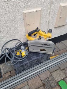 DeWALT DWS520KT-LX Circular Rail Plunge Saw Set