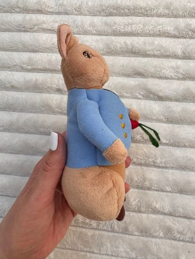 The World Of Beatrix Potter Soft Plush Bunny Peter Rabbit with Carrot approx. 15 cm. Used Please see photos