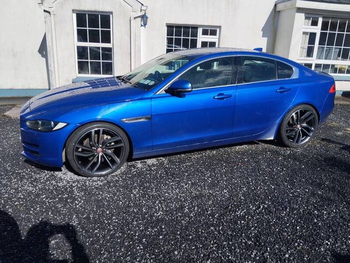 Jaguar xe (not running)