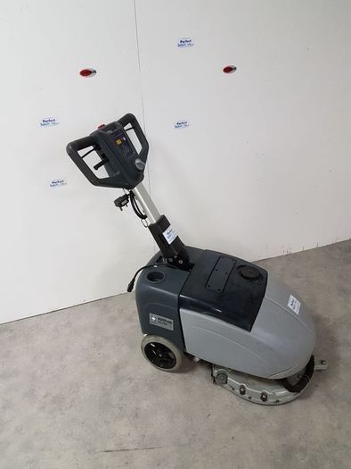 Nilfisk Scrubber Dryer SC 350 / SC 351