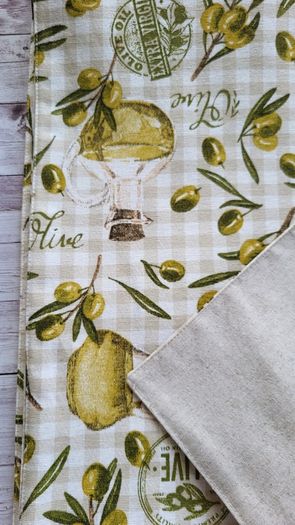 Table runner /Tablecloth ( any size), Placemats/ Cushions /Aprons