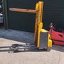 jungheinrich ejd 220 pallet truck stacker Image 2