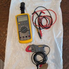 Fluke 83V with i200 A/C current clamp