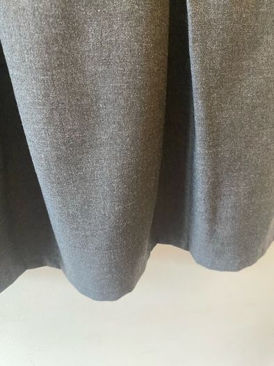 Lily & Dan grey skirt (new) age 8-9