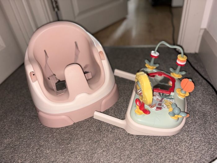 Mamas & Papas Bug 3-in-1 Floor and Booster Seat with Activity Tray - Blossom