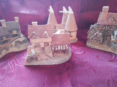 Large David Winters Model Houses