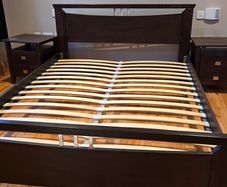 kingsize bed & lockers