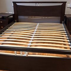 kingsize bed & lockers