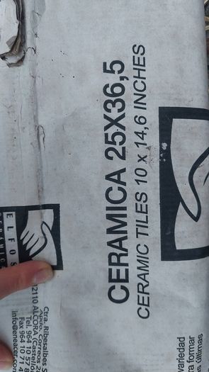Free white tiles ideal for ensuite or backsplash