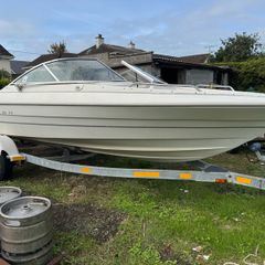 Speedboat