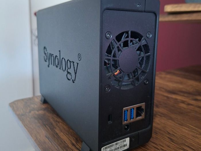 Synology DS118