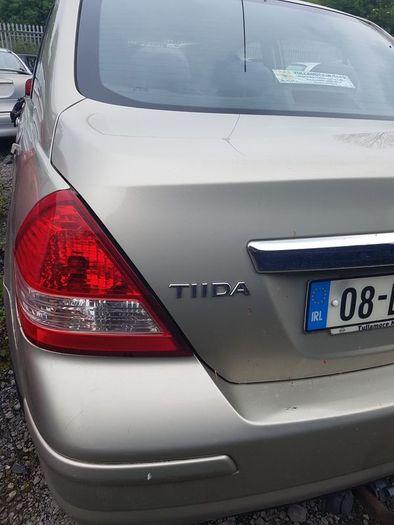 Nissan tiida 08 1.6