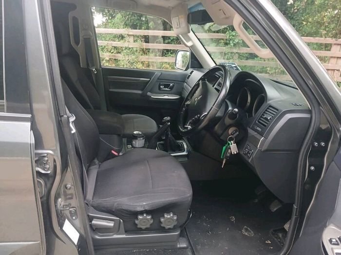 Mitsuibhi pajero