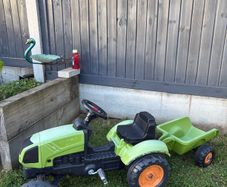 Kids Tractor & Trailer
