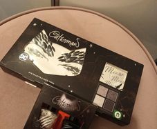 Boots make up bundle &face gems