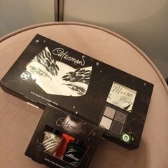 Boots make up bundle &face gems