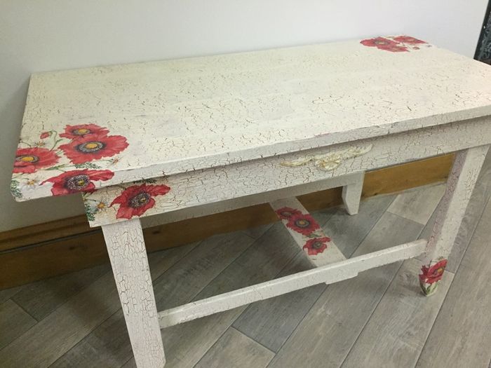 Upcycled crackled poppy table