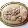 Vintage  Cameo Brooch Image 3