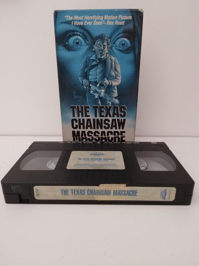 The Texas Chainsaw Massacre 1974 Rated R VHS Pal.