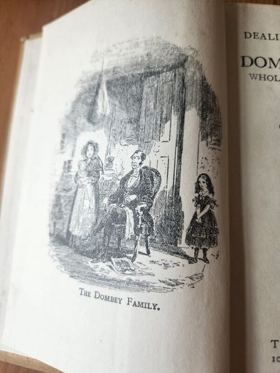 Charles Dickens Set Of 16 Hardback With Many Different Illustrators. See Photos For Same.this Is An Nice Set In Good Condition Featuring Over 20 Of His Famous Novels. See Photos For Same.