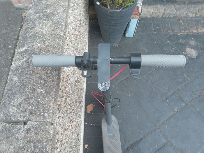 Electric scooter