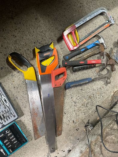 Tools & Screws