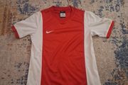 Nike dri-fit top