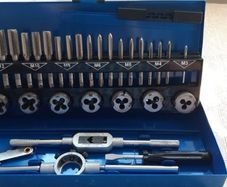 BRAND NEW 32 PCS HSS Tap and Die Set Metric Wrench Cut M3-M12 Tap and Die Set Metric Hand Threading Tool Set Engineer Kit with Metal Case