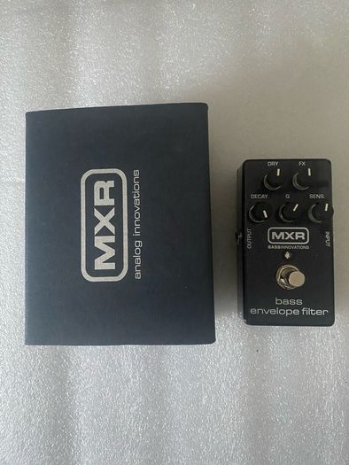 Various FX pedals