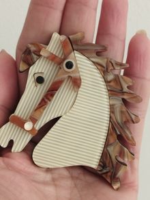 Vintage horse head brooch.