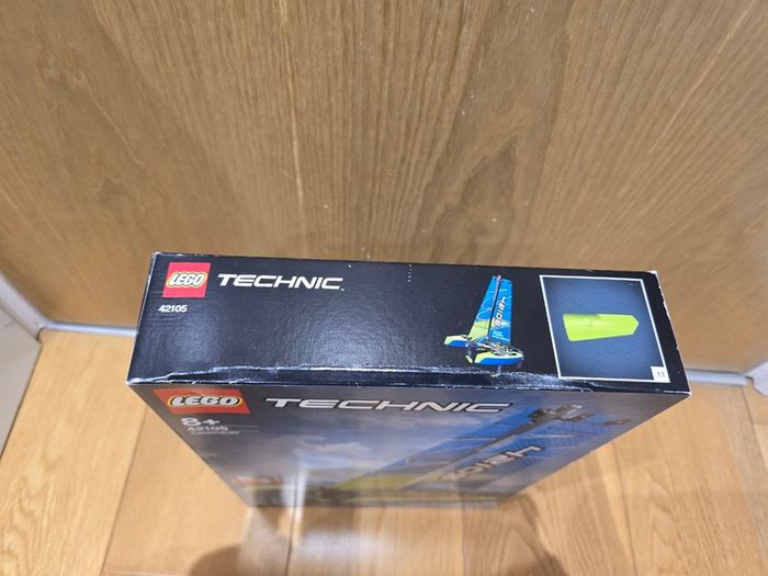 Lego 42105 Catamaran