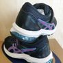 Girl's runners NEW size UK 9 Image 4