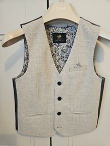 Three - piece suit 8 y