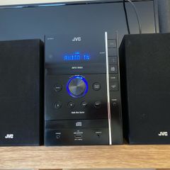 JVC Small home stereo system CD / usb / aux / radio