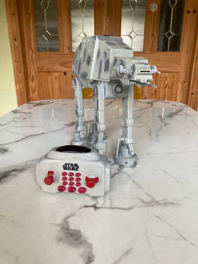 Star Wars Electronic Remote Controlled AT-AT
