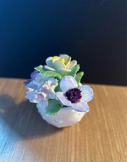 Vintage Royal Doulton bone china floral bouquet in a shell