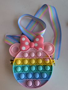 Minnie Mouse Poppit Handbag