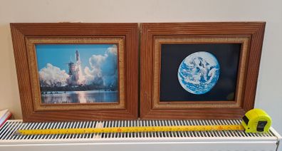 Vintage pictures frames Space