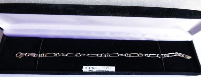 Vintage 925 Sterling Silver Figaro Link Chain Bracelet (in original box) length 7,5" - 5,2g
