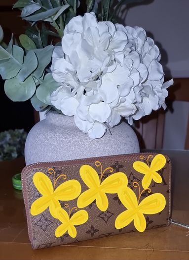 Long wallet