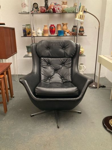 1960s Parker Knoll Egg Chair - Warehouse and Showroom Open  Saturday 10th October 12 til 4pm  Eircode R95T227