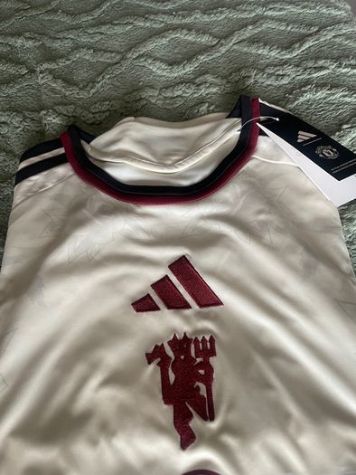 Manchester United jersey 26/27