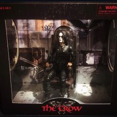 The Crow Diamond Select in Chair 2021