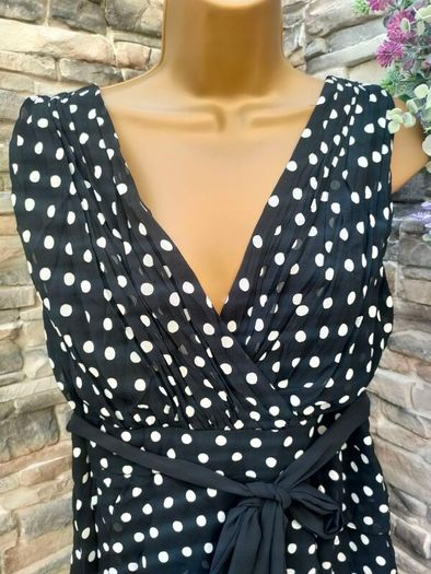 Black and White polkadot dress size 16 - 18 Postage included