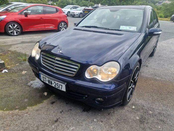 Mercedes Benz c180