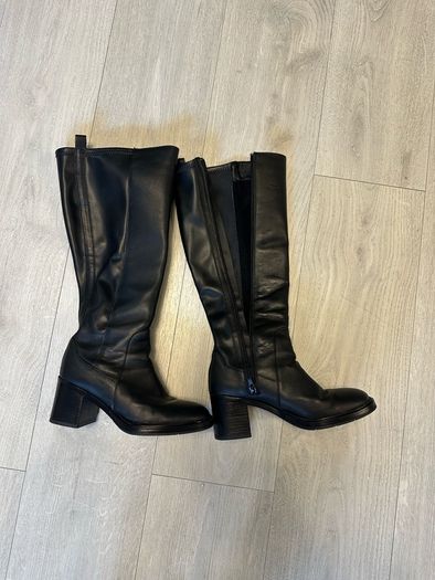 boots by Rizzoli