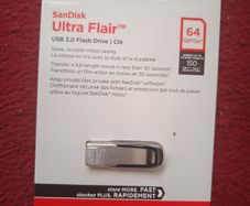Brand new USB Key San disk Ultra Flair 64 GO
