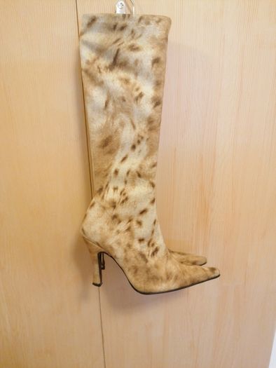 Women's Boot's Size 40 eur UK 7