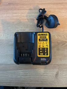 dewalt battery charger