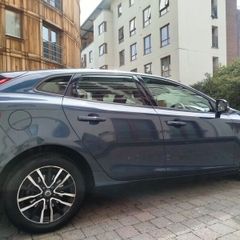 Volvo V40 2018 - Freshly NCT'ed. Car Tax 190 PA